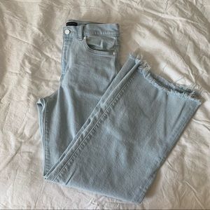 Wide leg high waisted jeans